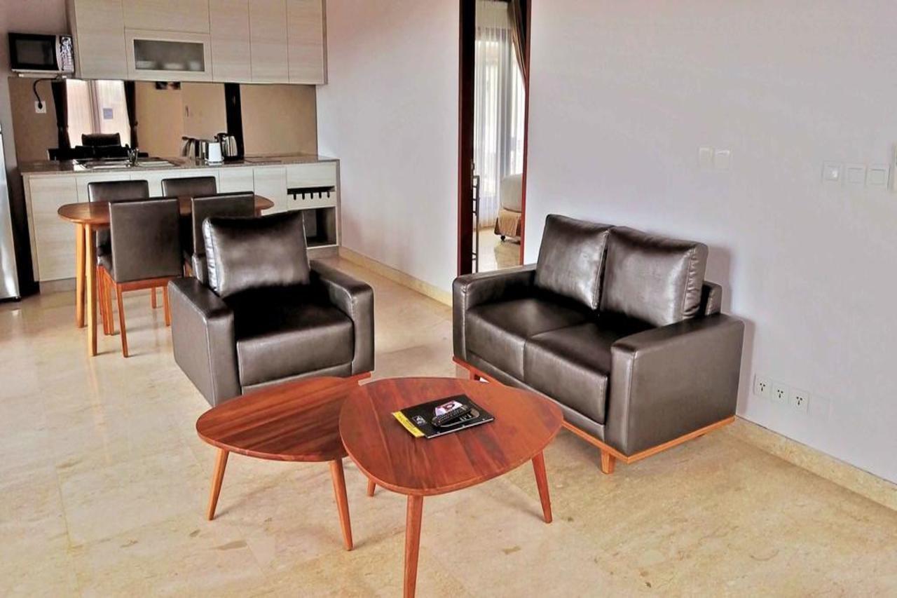 Kuta Town House Apartments Esterno foto