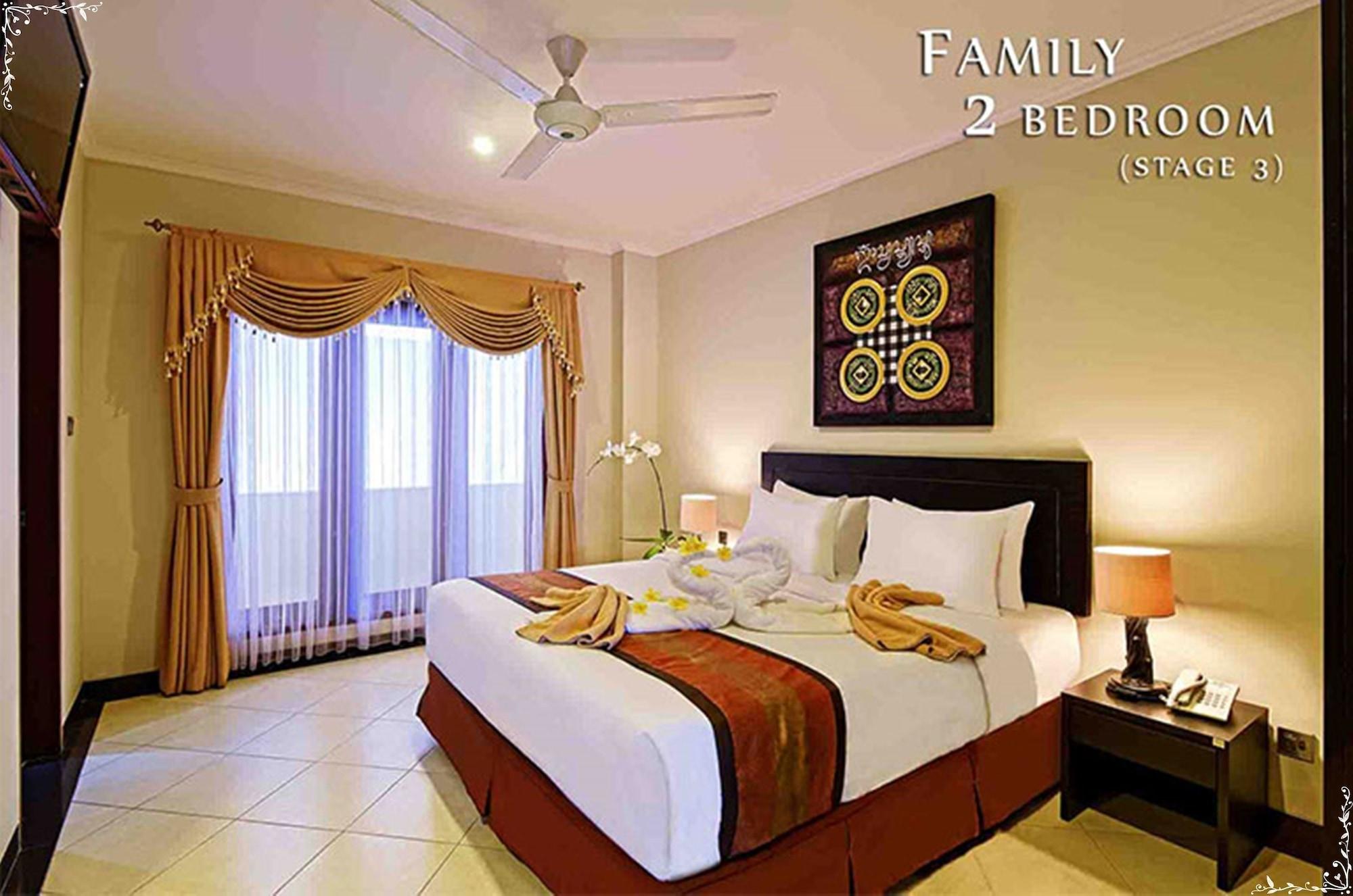 Kuta Town House Apartments Esterno foto