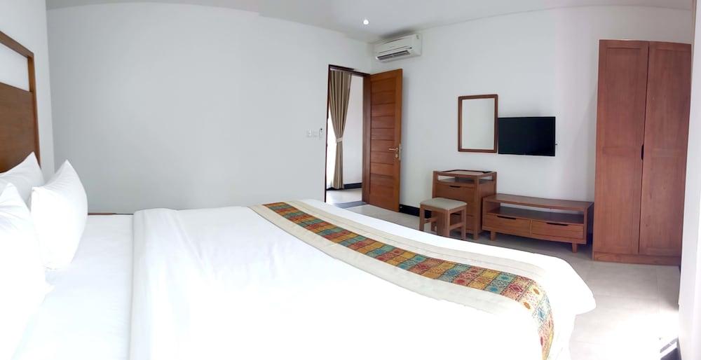 Kuta Town House Apartments Esterno foto